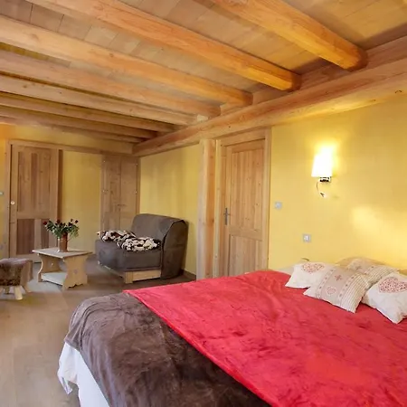 Alpesi faház Chalet Faverot 1 *